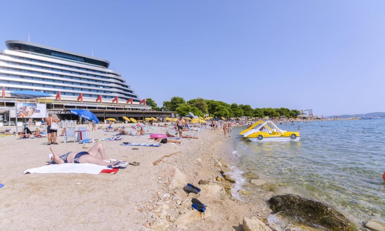 Apartments Mira I Vodice Buitenkant foto